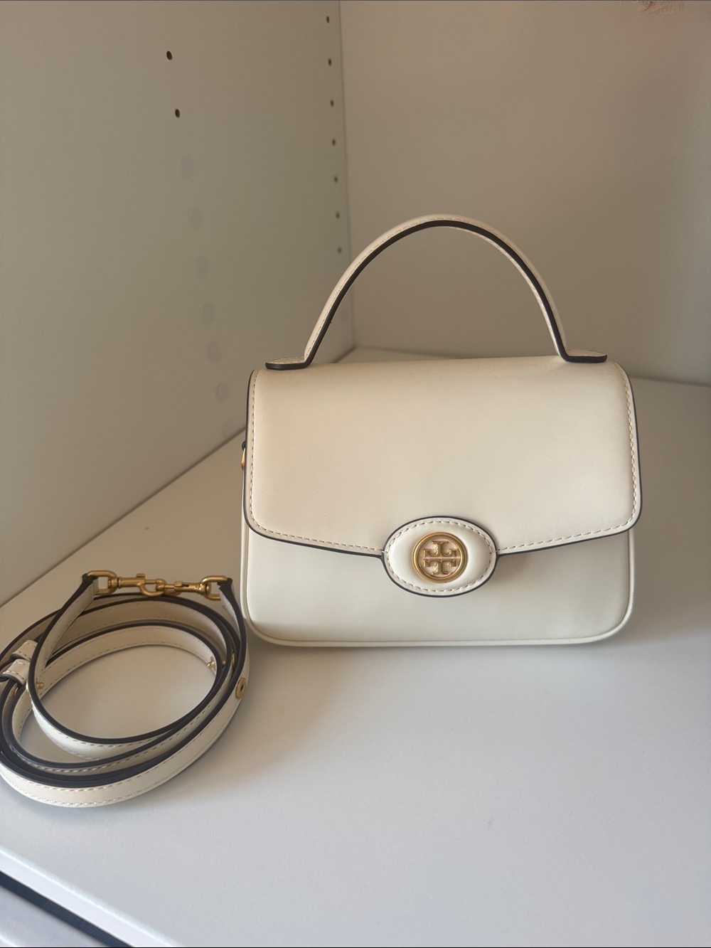 Tory Burch Small Robinson Spazzolato Top Handle Bag - Picture 2 of 11